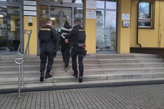 Bleskový zásah policistů v Pardubicích. Zadržen byl muž s puškou - Seznam Zprávy